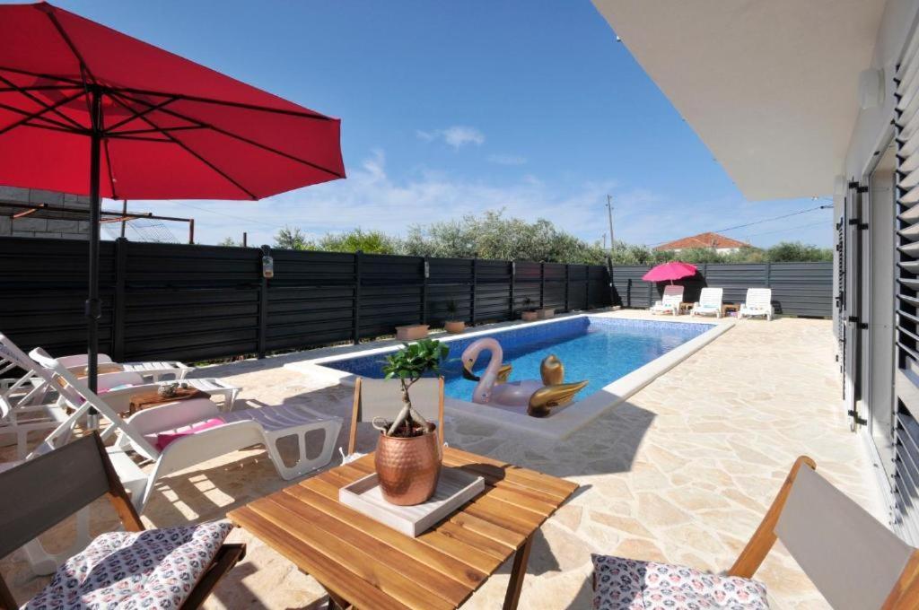 Villa Carolina تروغير المظهر الخارجي الصورة